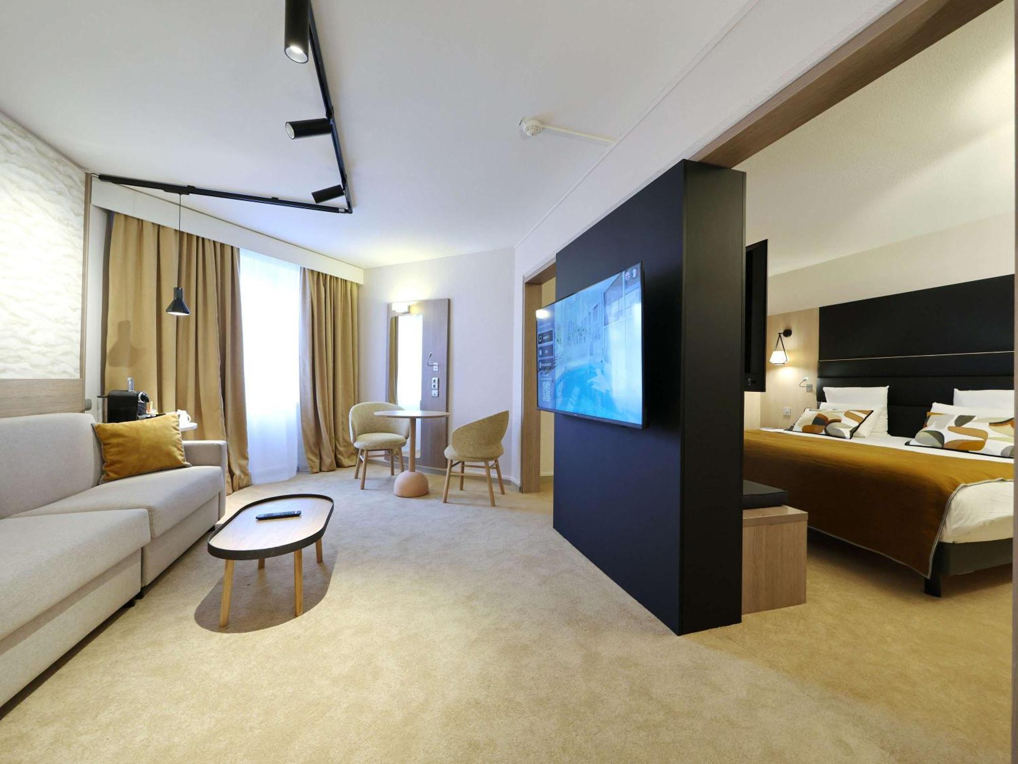 Mercure Grenoble Centre Porte Des Alpes Exteriör bild